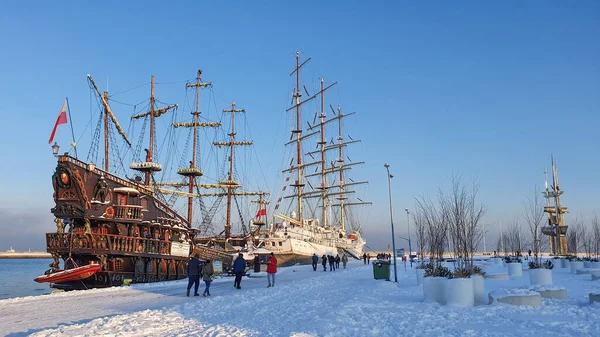 Гдыня Польша Января 2021 Года Польский Парусник Dar Mlodziezy Набережной — стоковое фото