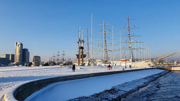 Гдыня Польша Января 2021 Года Польский Парусник Dar Mlodziezy Набережной — стоковое фото