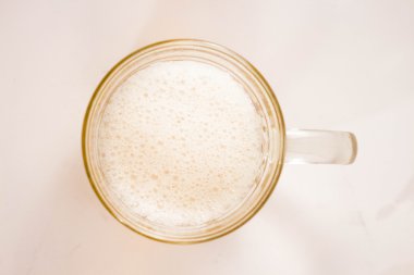 bira ve kurutulmuş balık