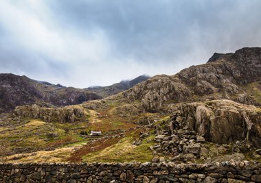 Dartmoor yalnız evde