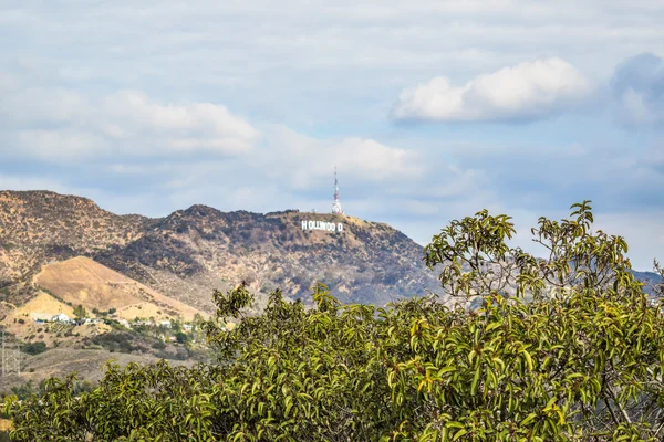 Vista aérea de la ciudad de Los Ángeles desde el parque Runyon Canyon Mountain View — Foto de Stock