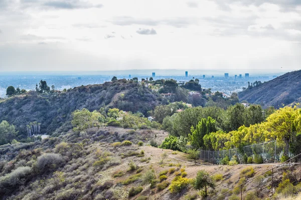 Aerial view of Los angeles city from Runyon Canyon park Mountain View — Stock Photo, Image