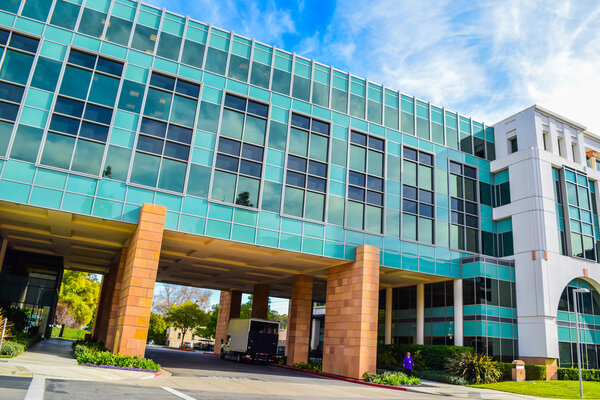 Фото Warner Bros. Студийный тур по Голливуду, вид снаружи
