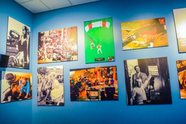Warner Bros fotoğraf sayısı içinde. Stüdyo tur Hollywood, VIP tur. ayarla lego city film, Süpermen takım, süslemeleri, stüdyo arkadaşları Tv programı, kayıt
