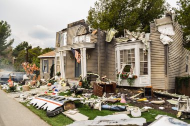 Evrensel uçak kazasında sahne