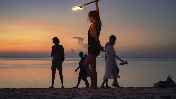 Silhouette Young Woman Dancing Hula Hoop Fire Beach Sunset People — Stock Photo, Image