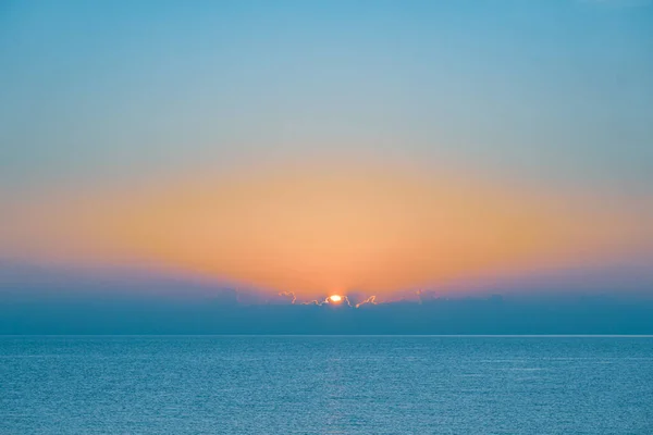 Hermoso Atardecer Sobre Mar — Foto de Stock