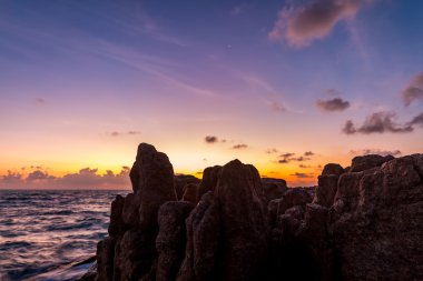 Şafak deniz ve buzlu bir tropik ada Koh Samui, Tayland.