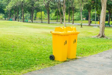 Park plastik depo gözü