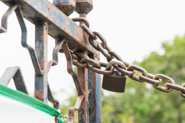 Cerradura de hierro oxidado — Foto de Stock