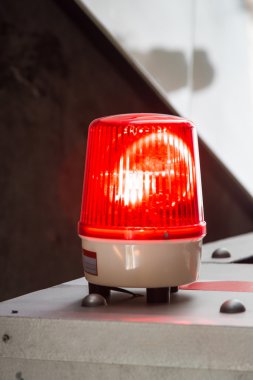 Kırmızı siren lamba 