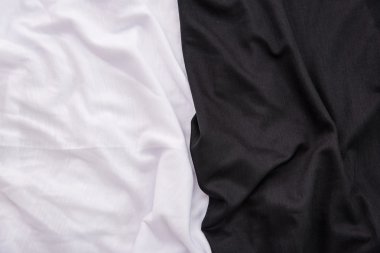 siyah ve beyaz kumaş dokusu