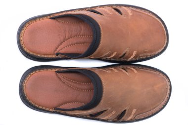 kahverengi deri sandalet