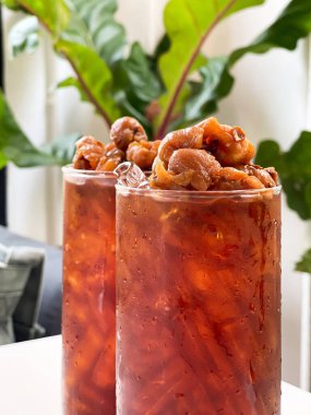 Nam lumyai ya da longan suyu denilen Tayland 'ın en sevdiği sebze suyu..