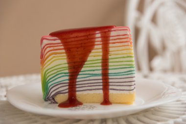 Gökkuşağı krep pasta