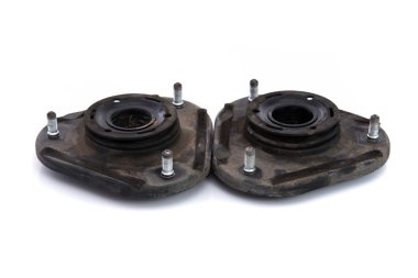 Eski motor bölümünü oluşturan kapatın