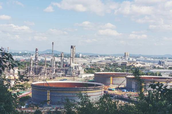 Odvětví Ropných Rafinérských Benzinových Závodů Zásobami Ropy Benzínem Chemickou Továrnou — Stock fotografie