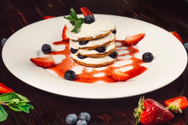 Çıtır susamlı orijinal tatlı.