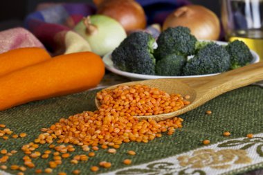 Kırmızı mercimek avuç