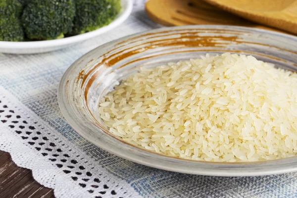 Puñado de granos de arroz — Foto de Stock