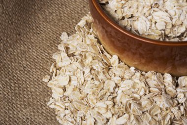 bir avuç yulaf ezmesi