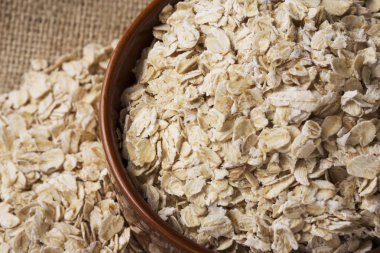 bir avuç yulaf ezmesi