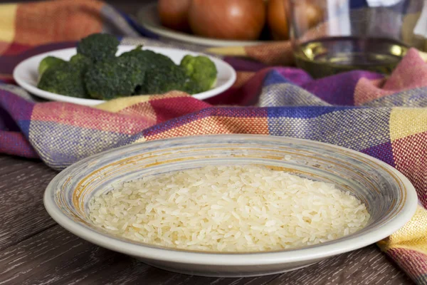 Puñado de granos de arroz — Foto de Stock