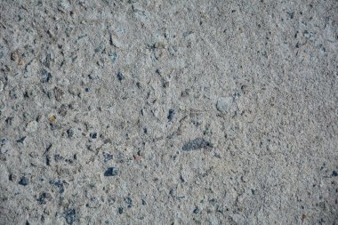 Doğal taş desenli pürüzlü gri beton zemin