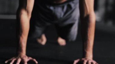 Yoğun Yoga esneme ve dinlenme