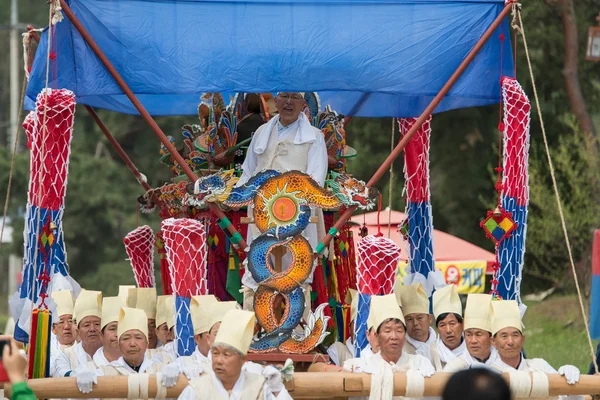 Ehrungen, traditionelle südkoreanische Veranstaltungen für Verstorbene — Stockfoto