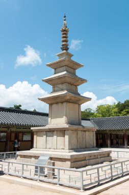 Gyeongju, Güney Kore - 18 Ağustos 2016: taş pagoda Seokgatap Bulguksa Tapınağı, Güney Kore.