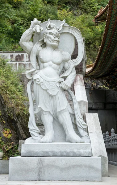 Chungcheongbuk-do, Güney Kore - 29 Ağustos 2016: Guinsa tapınağı heykel, Güney Kore — Stok fotoğraf