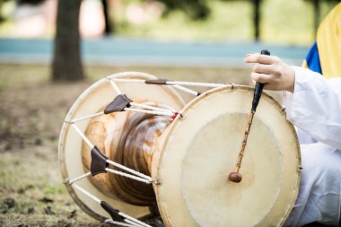 Kore davul janggu geleneksel müzik aleti