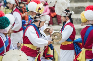 The ending of the traditional Korea farmers dance