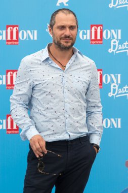 Aktör Claudio Santamaria