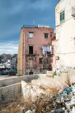 yok edilmiş ve çöp Anasayfa