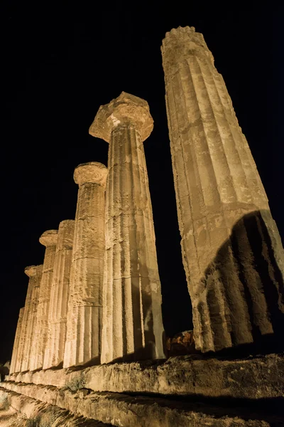 Agrigento gece tapınaklarda Sicilya - İtalya — Stok fotoğraf