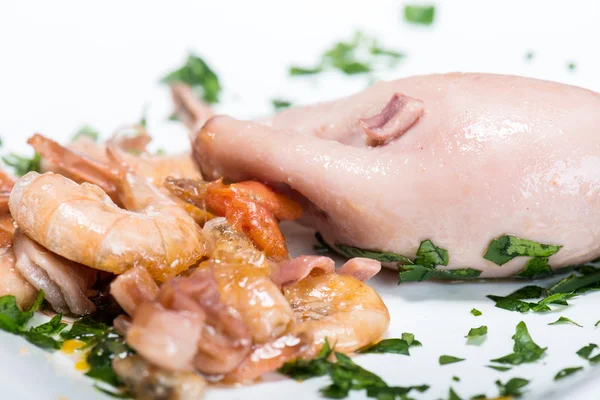 Stuffed squid fried with shrimp — Stock Photo, Image