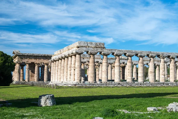 Paestum Tapınağı - Salerno - İtalya — Stok fotoğraf