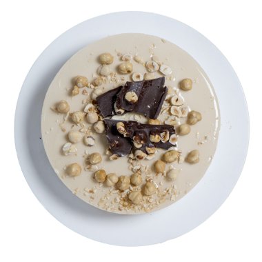 yuvarlak kek çikolata, fındık, vanilya ve kakao