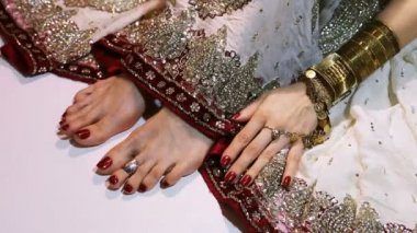 Altın gelin Oriental takı ve Aksesuar: ayak ve el ile Hint takı