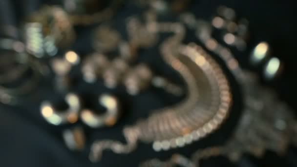 Σετ από πανέμορφα ανατολίτικα ασημένια κοσμήματα (ινδική, Αραβική, αφρικανική, αιγυπτιακή) — Αρχείο Βίντεο