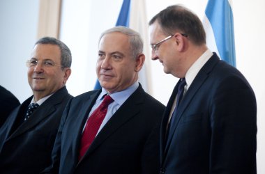 Ehud Barak, Benjamin Netanjahu ve Petr Necas