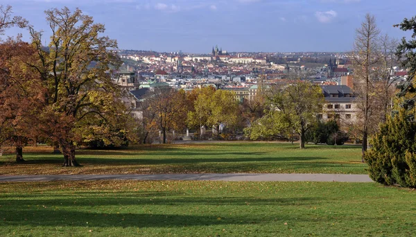 Осень в Праге — стоковое фото