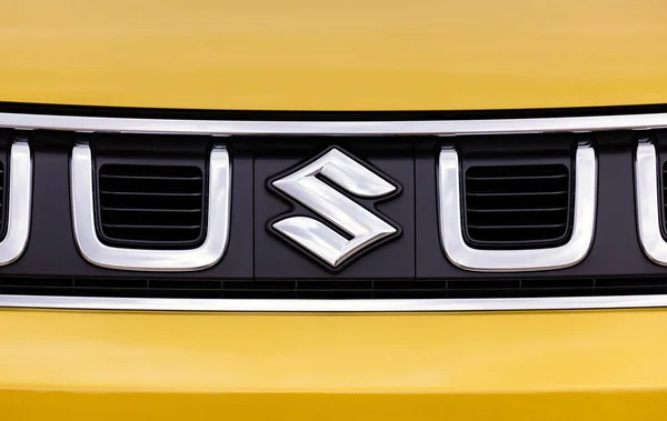 Prague Τσεχικη Δημοκρατια Οκτωβριου 2020 Λογότυπο Του Οχήματος Suzuki Στην — Φωτογραφία Αρχείου