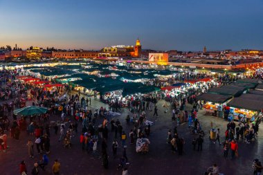 Akşamları Jamaa el-Fna Meydanı, Marakeş, Fas