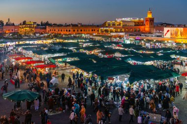 Akşamları Jamaa el-Fna Meydanı, Marakeş, Fas