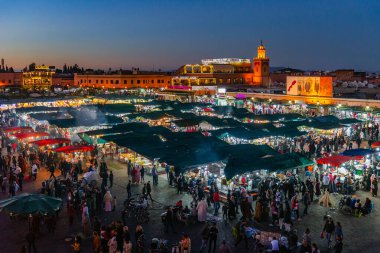 Akşamları Jamaa el-Fna Meydanı, Marakeş, Fas