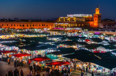 Akşamları Jamaa el-Fna Meydanı, Marakeş, Fas