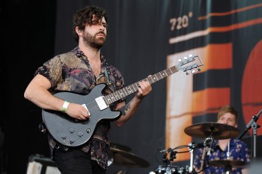 Tay - Yannis Philippakis